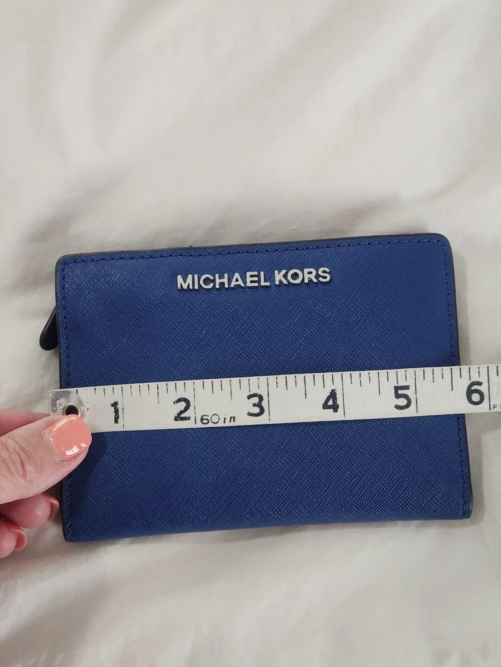 Michael Kors Jet Set Travel Saffiano Leather Bifold Zipper Wallet Blue